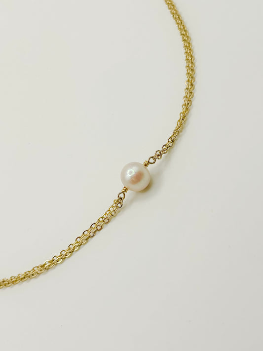Casey Pearl Necklace
